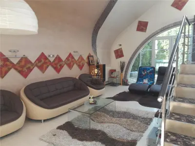 VILA SUPERBA PROIECT DEOSEBIT MIROSLAVA  LANGA MALL MIROSLAVA - Miroslava