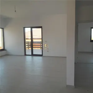 Casa parter Valea Lupului 800mp teren MUTARE IMEDIATA! - foto 3