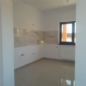 Casa parter Valea Lupului 800mp teren MUTARE IMEDIATA! - foto 8