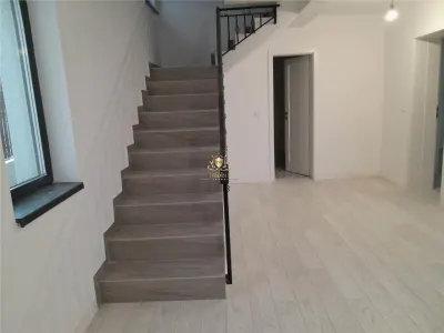 CASA CU 4 CAMERE BARNOVA finalizata si intabulata!.. COMISION 0! - foto 11