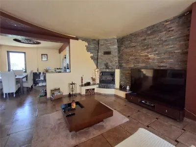 Vila eleganta -  proiect deosebit crama garaj sala de fitnes foisor si 825m teren Plopii fara sot Bucium. - foto 10