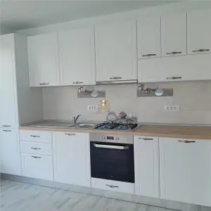 Apartament 3 camere LUX cu bucatarie mobilata si 97mp teren- Popas Pacurari linga Mega Image. - foto 3