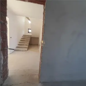 Vila superba in  Bucium Barnova  cu 850 m teren la asfalt! Construita de proprietar! - foto 7