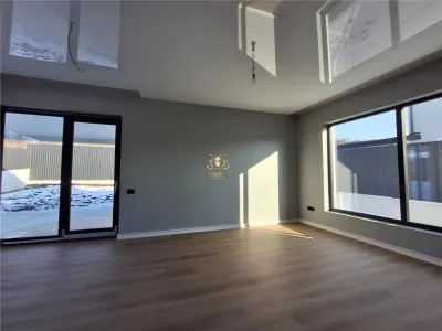 Casa clasa energetica A pompe de caldura cu panouri solare 3 dormitoare 2 bai dresing finisaje de LUX Miroslava centru!Tva inclus! Comision 0! - foto 5