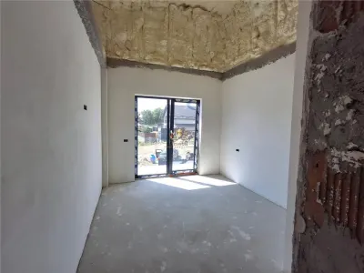 Vila moderna tip duplex  Bucium Visani la asfalt.Mutare rapida!  tva inclus. - foto 8