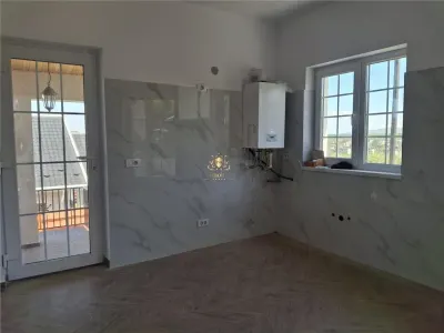 Casa parter cu beci finalizata -500mp teren Valea Adanca. - foto 6