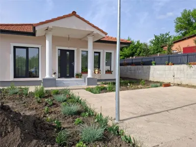 Casa parter cu 3 dormitoare si living  Bucium -Visani! comision 0% - foto 8