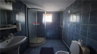 Casa com.Maicanesti, cu 3118 mp teren intravilan - foto 6