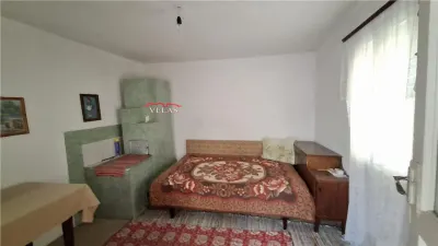 Casa com.Maicanesti, cu 3118 mp teren intravilan - foto 10