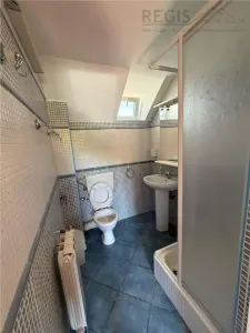 Vila Bran -4 apartamente cu potential turistic - foto 6