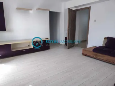 Royal Imobiliare - Vanzare apartament 2 camere, zona Democratiei - Ploiesti