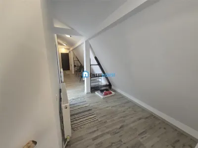 Apartament in casa 3 camere, Zona Ultracentrala Fagaras - foto 3