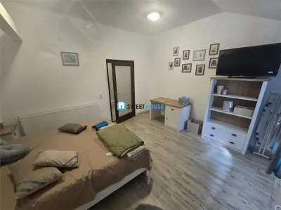 Apartament in casa 3 camere, Zona Ultracentrala Fagaras - foto 10