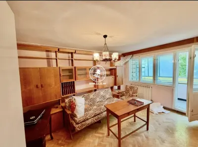Apartament 3 camere de vanzare tătărași - foto 1