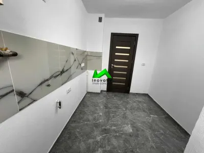 Apartament de vanzare 2 camere pivnita Sibiu Rahovei - Sibiu