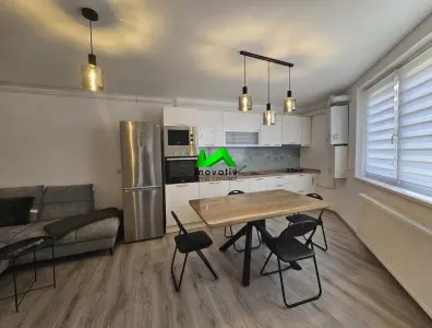 Apartament de inchiriat 3 camere 2 bai Sibiu Central - Sibiu