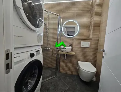 Apartament de inchiriat 3 camere 2 bai Sibiu Central - foto 6