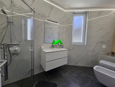 Apartament de inchiriat 3 camere 2 bai Sibiu Central - foto 7