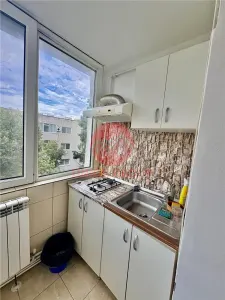 Apartament 2 Camere Decomandat Zona Tomis Nord - foto 14