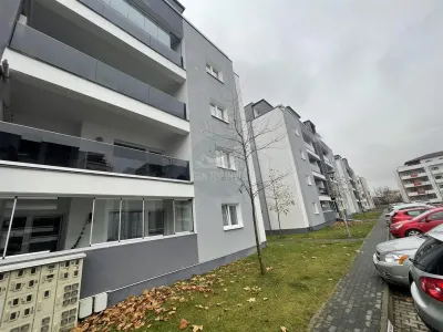 Apartament modern cu 3 camere terasa si 2 parcari in Kogalniceanu - foto 10