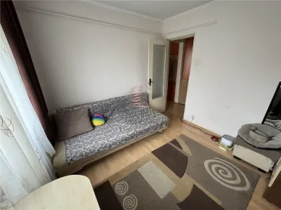 Apartament cu 2 camere tip Z , zona rogerius - foto 4