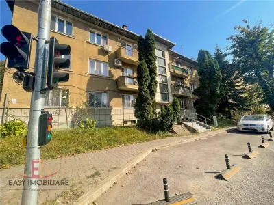 Apartament 2 camere, 1 min de UMF, str. Gh. Marinescu, Targu Mures - foto 9