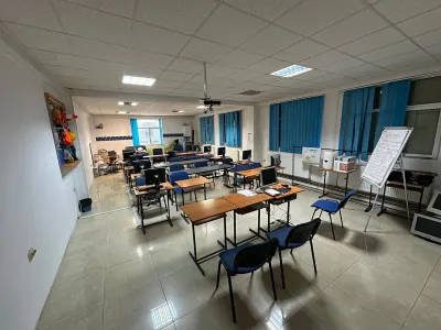 Spaţiu comercial modern - 203 mp - disponibil imediat, zona Vitesco - foto 7