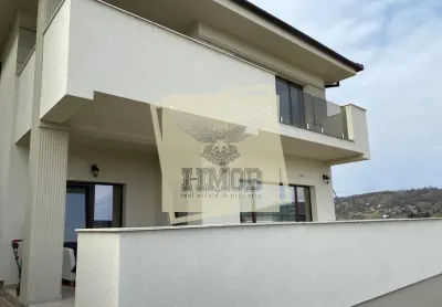 Casa individuala 5 camere 3 bai si garaj Cisnadie - Cisnadie