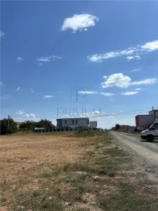 Mosnita noua-toate utilitatile- teren generos - foto 2