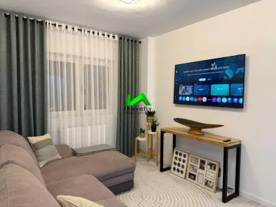 Apartament de vanzare 3 camere  decomandate Sibiu Mihai Viteazu - foto 2