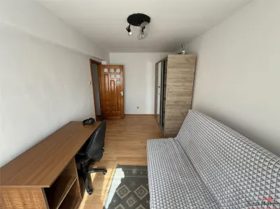 Apartament 3 camere, central, etaj 4 cu acoperis - foto 11