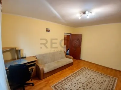 RECO Apartament decomandat cu 3 camere Piata 22 Decembrie - foto 3