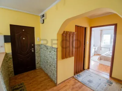 RECO Apartament decomandat cu 3 camere Piata 22 Decembrie - foto 5