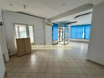 Spatiu comercial  stradal S+P+1+M, ultracentral, Ploiesti. - foto 7