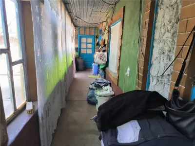 Casa de vanzare in sat Novaci , teren de 865 mp, acces asfaltat,Ocazie! - foto 8