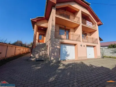 Casa mare cu etaj la principala in Fantanele - REDUCERE - foto 12