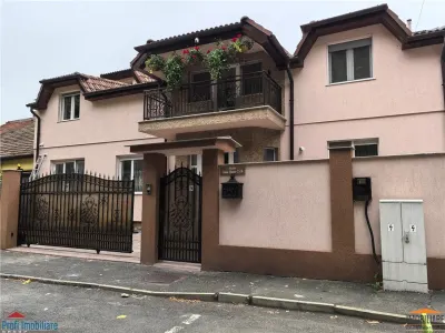 Casa premium Ultra Central pe Iuliu Maniu - Arad
