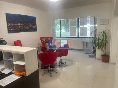 Spațiu comercial zona centrala Bacău - foto 5