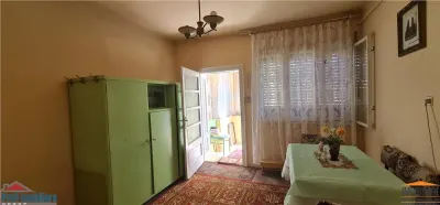 Casa pentru spatiu comercial pe calea Radnei - strada principala - foto 16