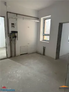 Vand apartament 3 camere la casa 126 mp, centru - Arad
