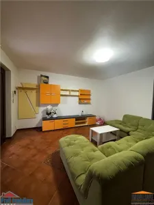 Inchiriez apartament 3 camere la casa, cartier Gai Arad - foto 4