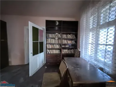 Casa cu 3 camere si pivnita in Lipova - foto 7