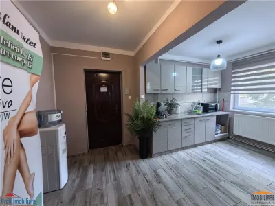 Apartament 2 camere Ultracentral - Salon - Birou - Cabinet - foto 2