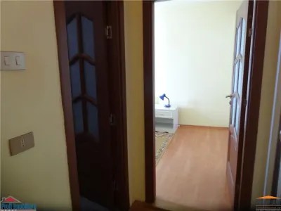 Inchiriez apartament cu 2 camere, etajul 1 Gara-Podgoria - foto 13