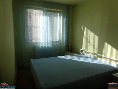 Inchiriez apartament cu 2 camere, etajul 1 Gara-Podgoria - foto 5