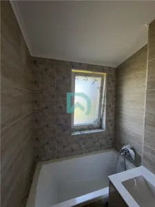 Apartament 2 camere SUBCETATE SANPETRU - foto 4