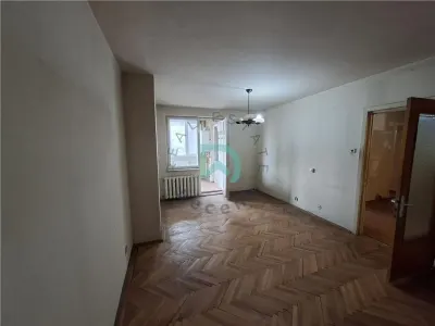 Apartament 3 camere Centrul Civic, 64 mp - Brasov - Brasov