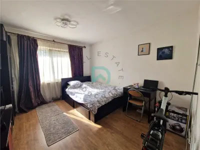 Garsoniera, decomandata, Tractorul, Brasov - Brasov