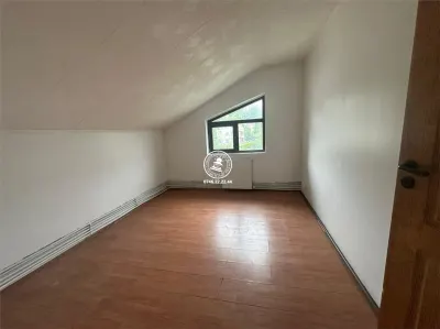 Apartament cu 5 camere de vanzare - Gara - foto 6