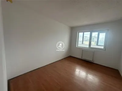Apartament cu 5 camere de vanzare - Gara - foto 7